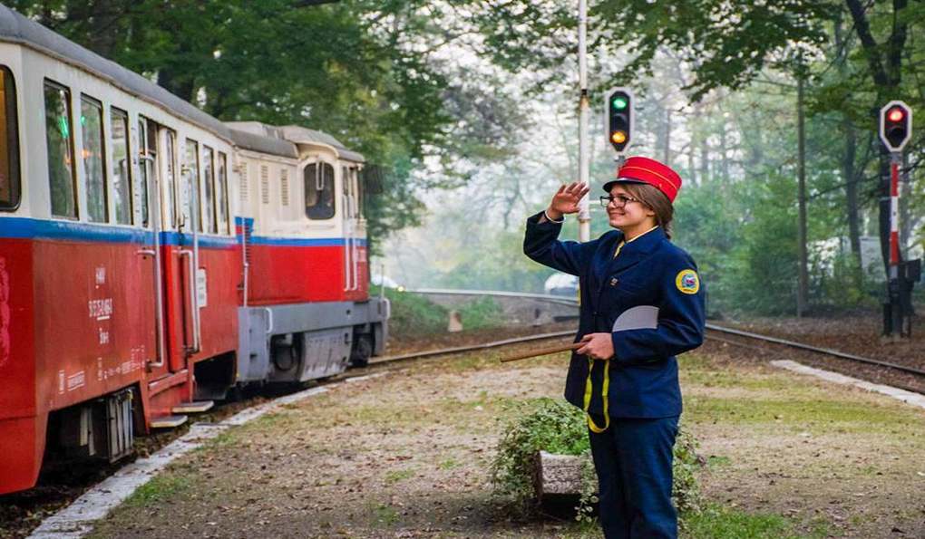 Детская Железная Дорога Будапешта, Венгрия - авторский обзор, часы