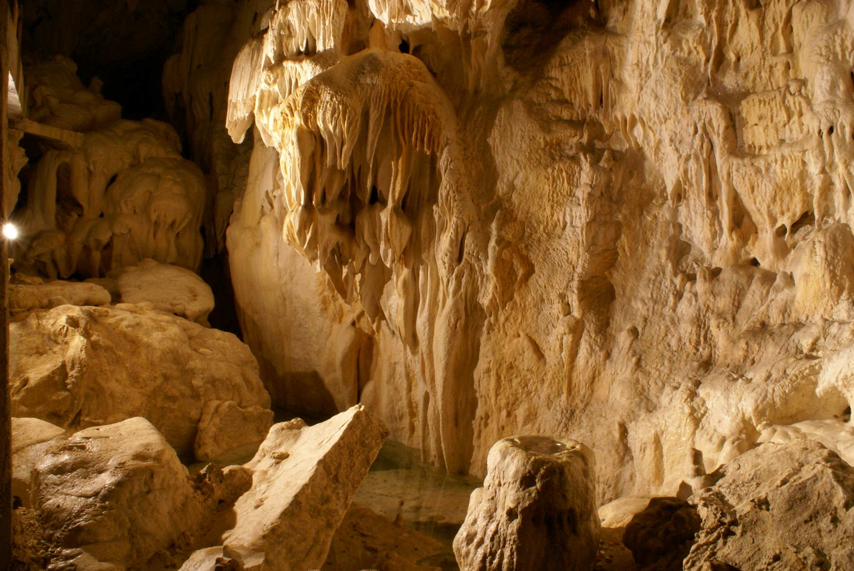 Гарманецкая Пещера
