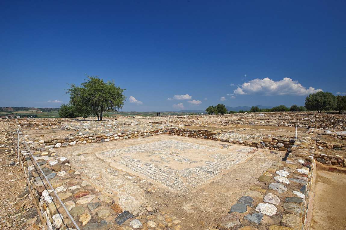 древний город олинфос фото 1