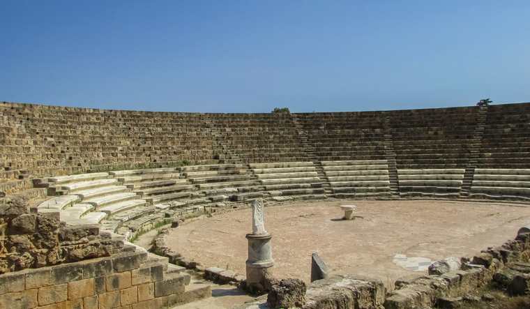 древний город саламин фото 1