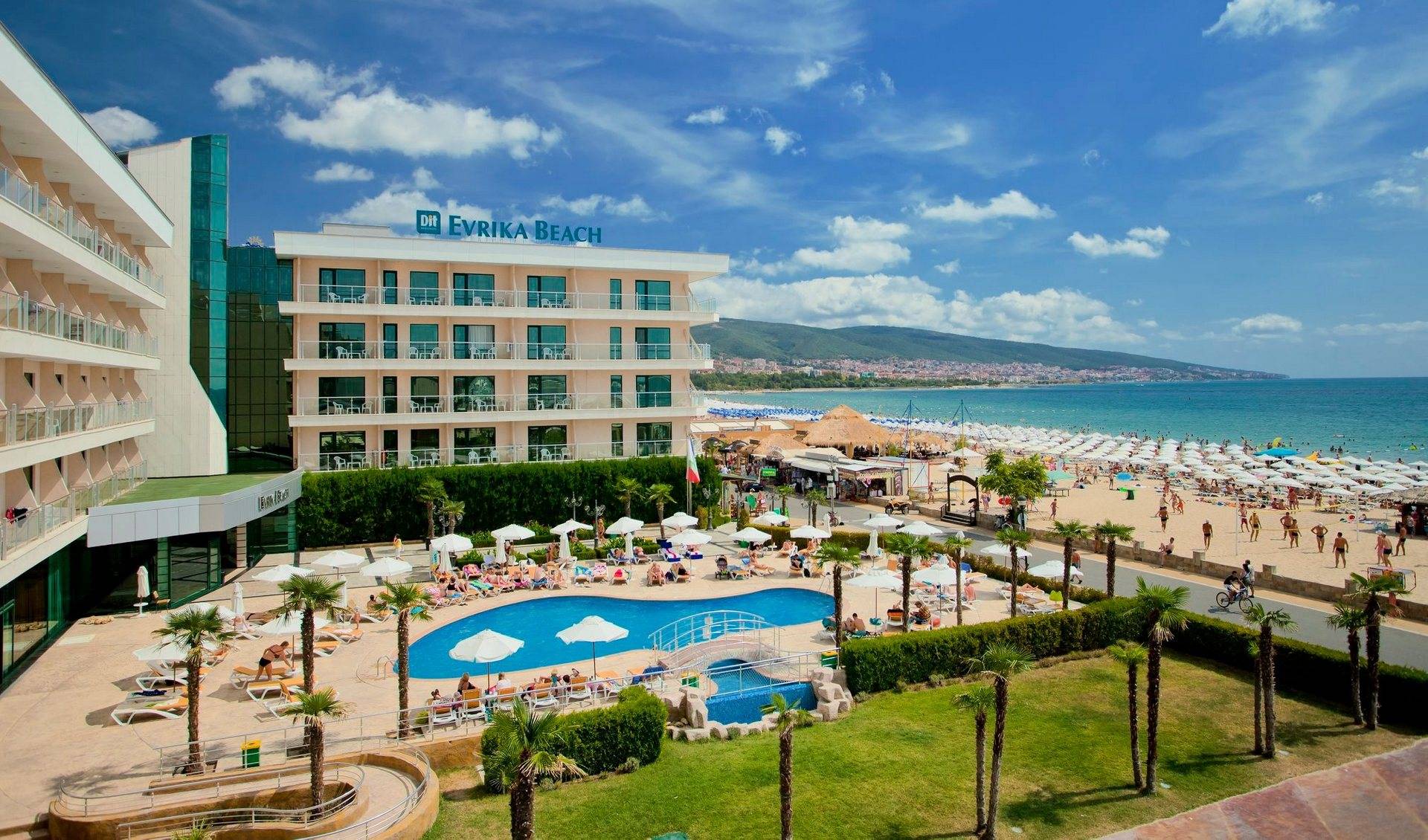 DIT Evrika Beach Club Hotel 