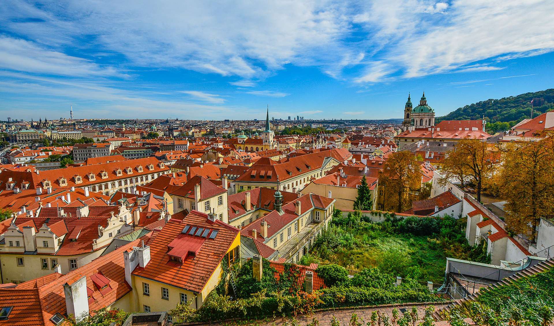Прага в июне: открытие летнего сезона