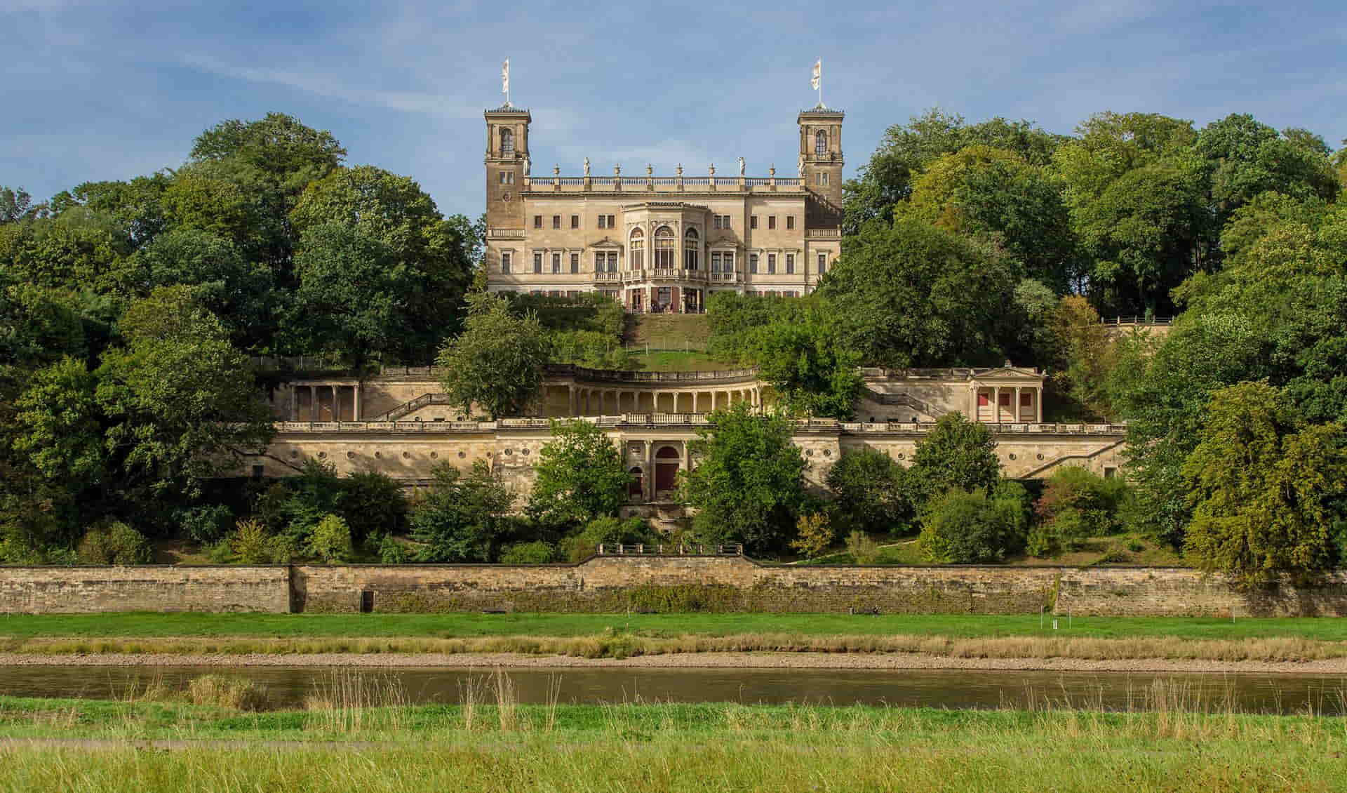 Albrechtsberg  Palace