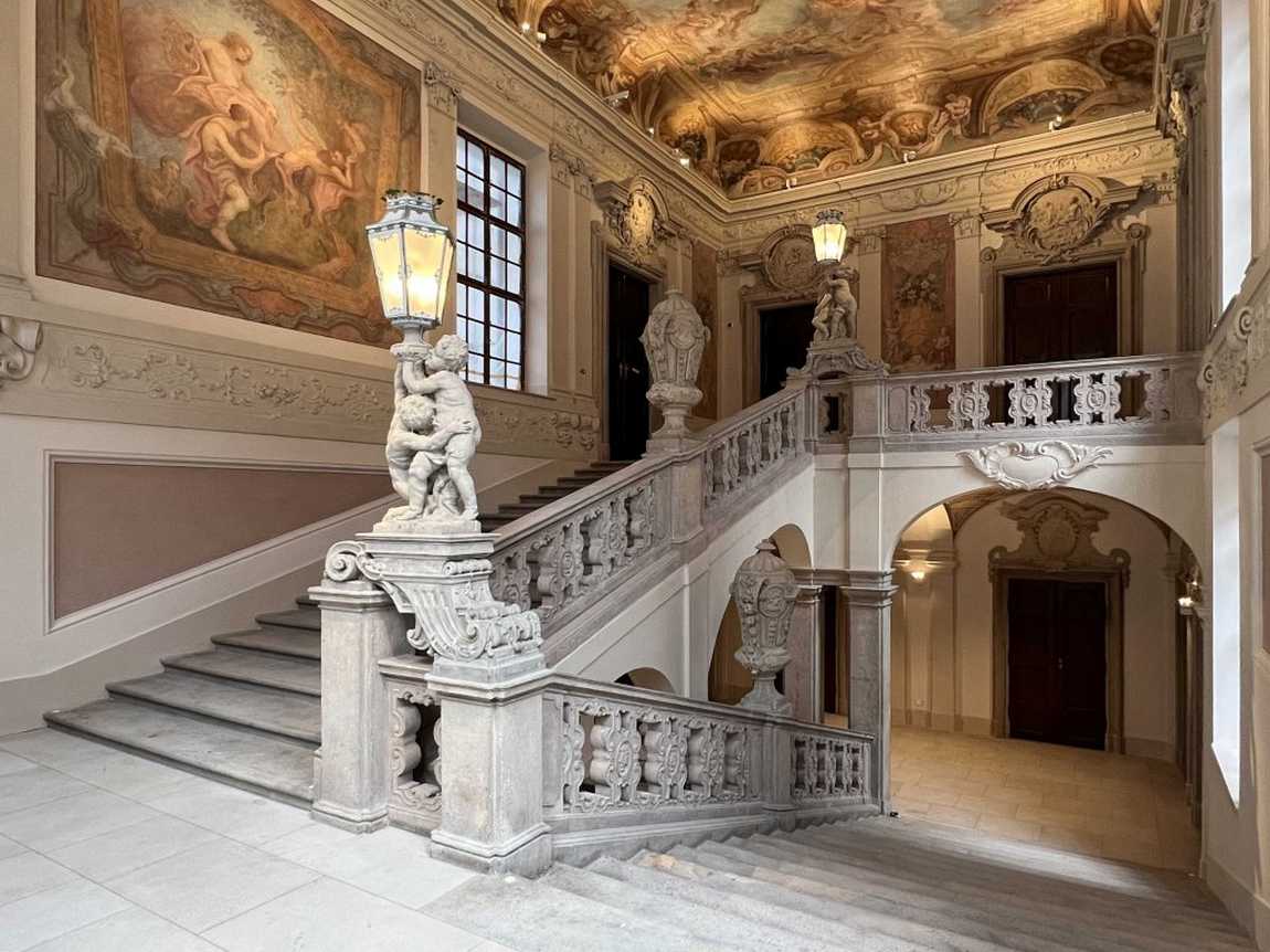 clam-gallas palace photo 1