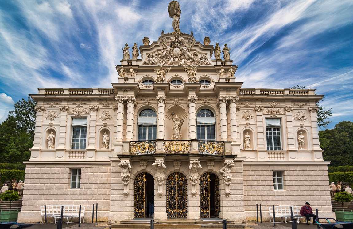 linderhof palace photo 2