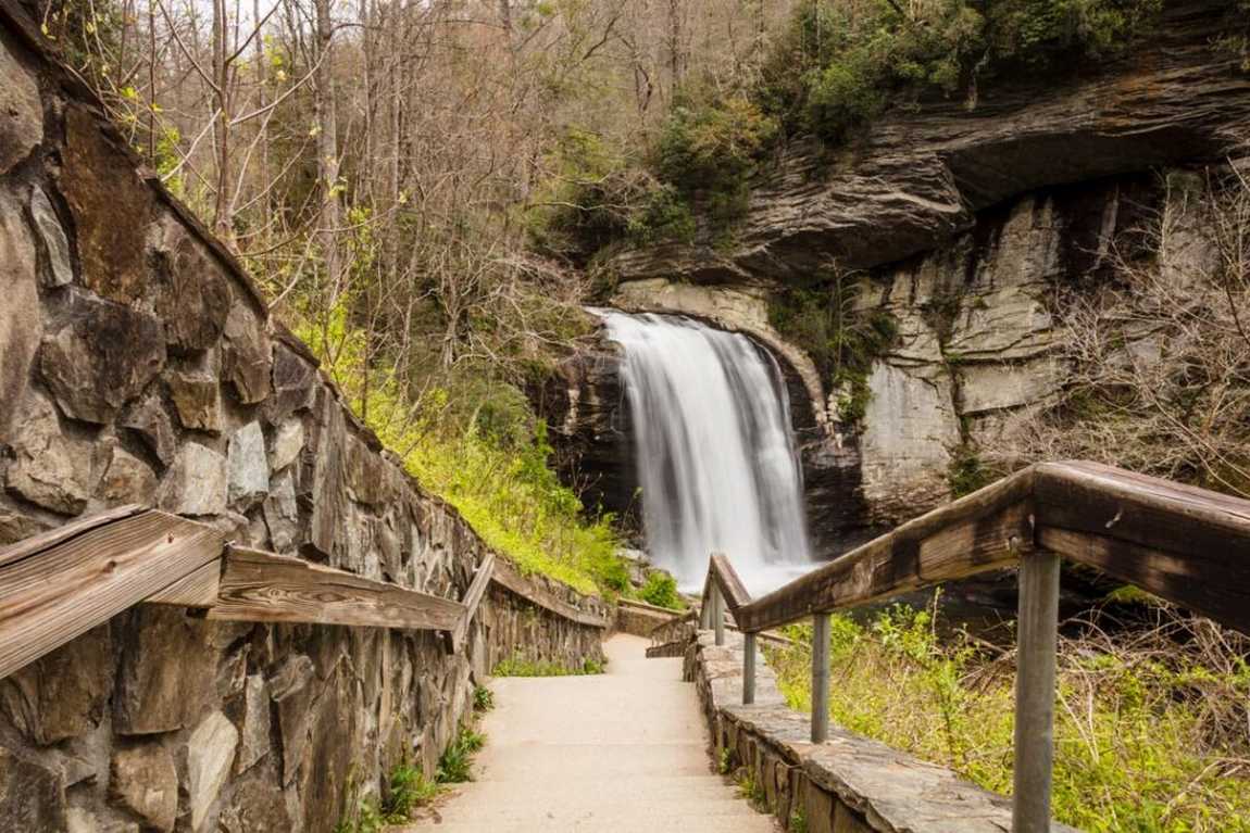 looking glass falls photo 2