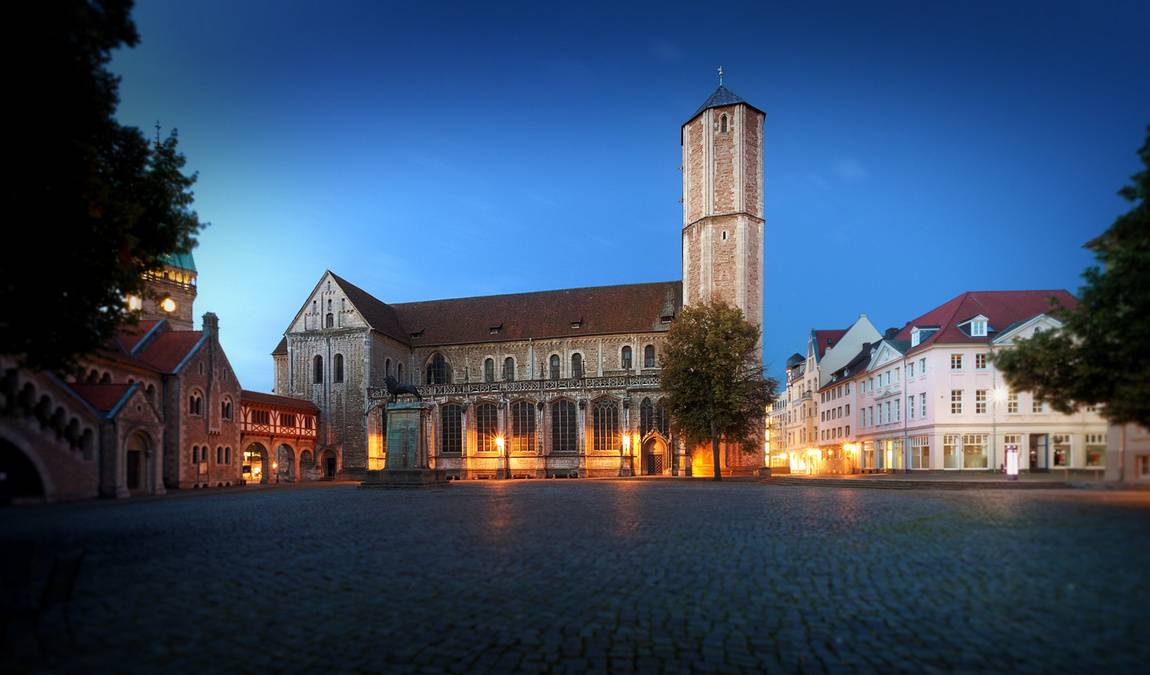 braunschweig cathedral photo 6