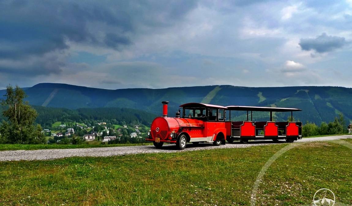 excursion train photo 1