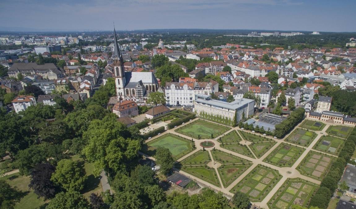 herrngarten photo 2