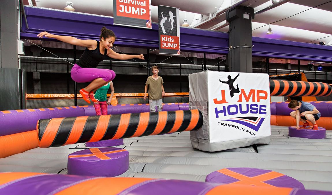 jump house photo 2