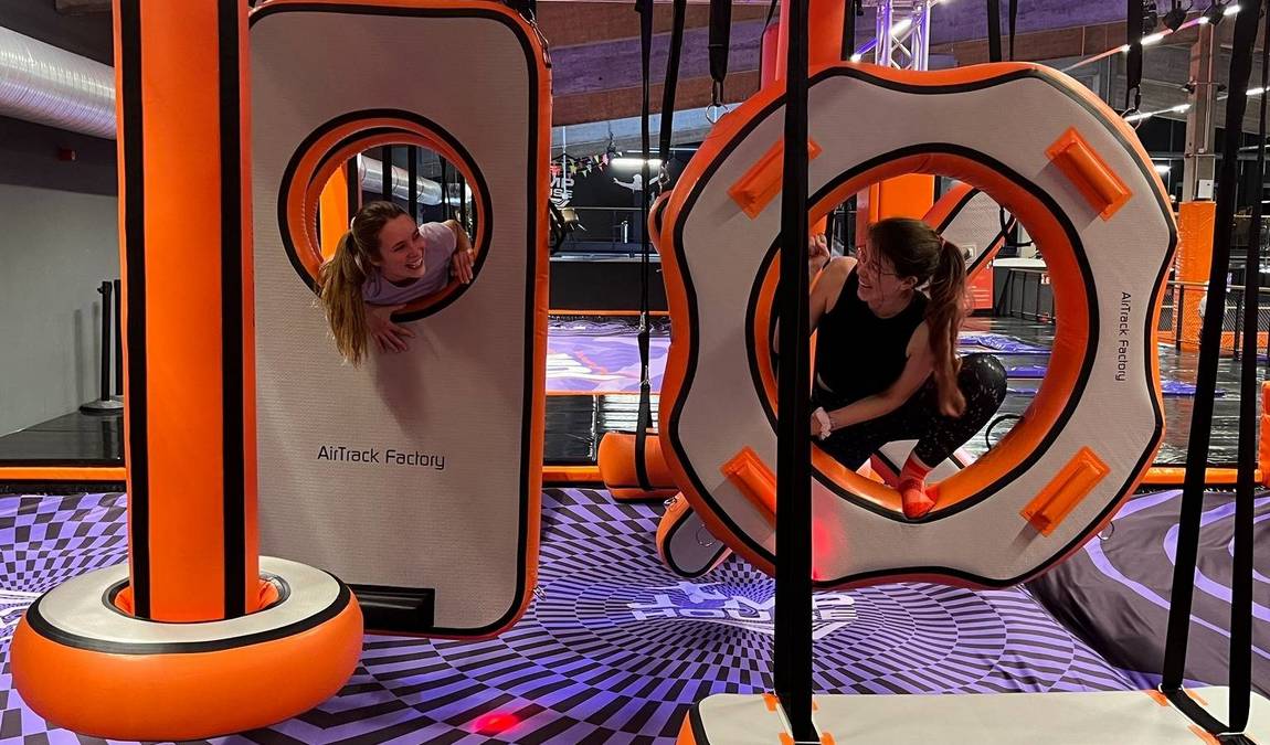 jump house photo 2