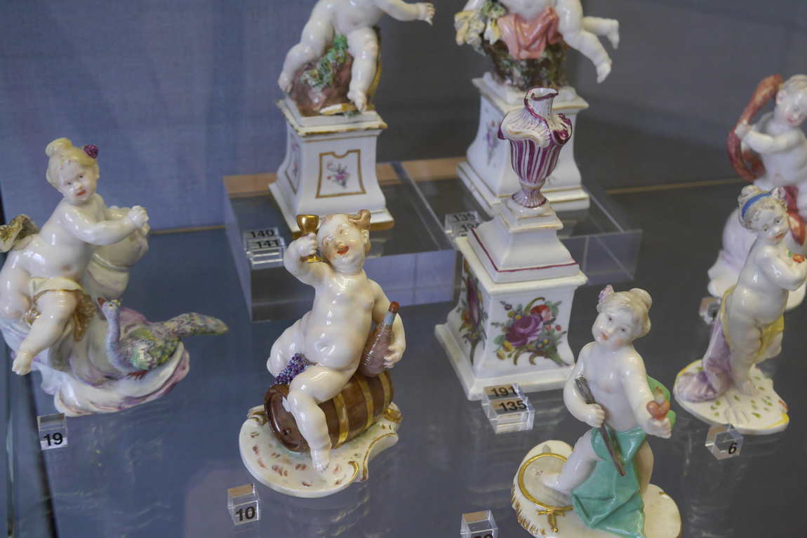 museum of carriages and nymphenburg porcelain photo 2