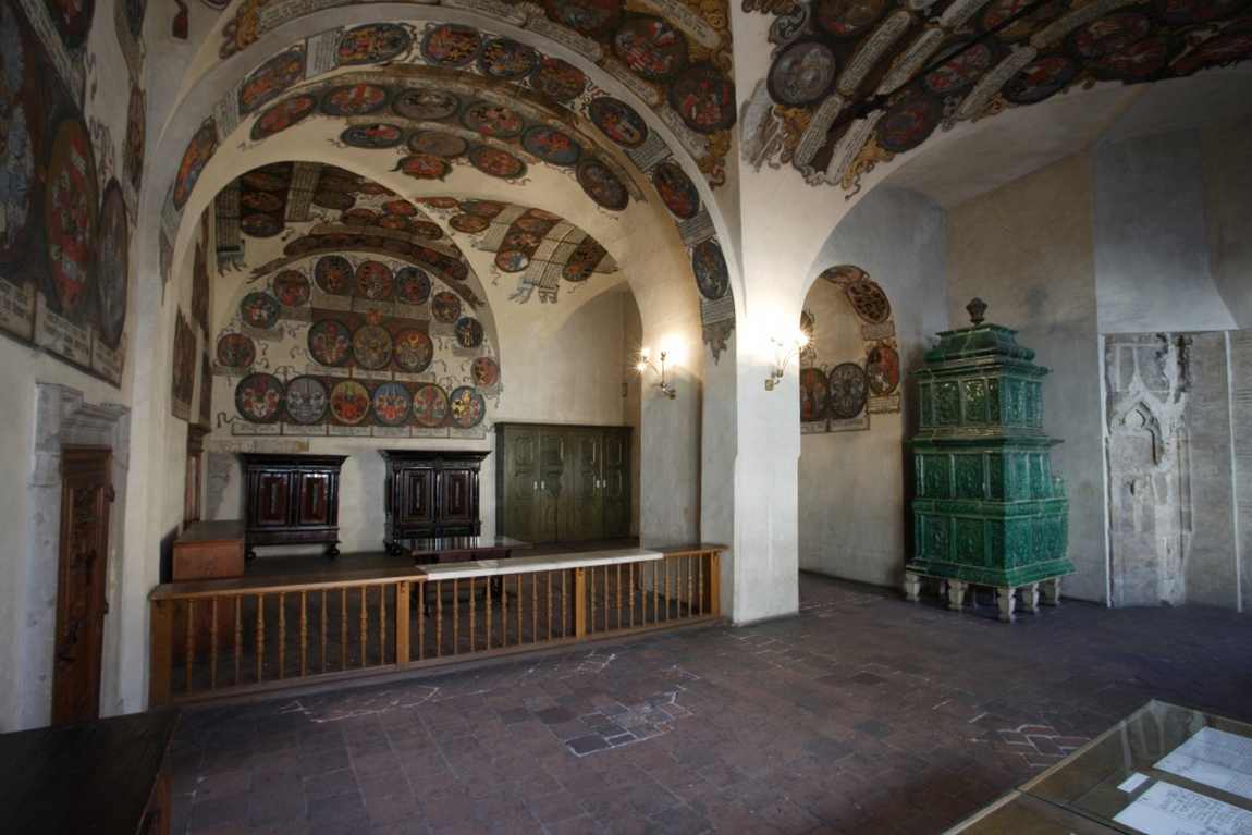 old royal palace photo 6
