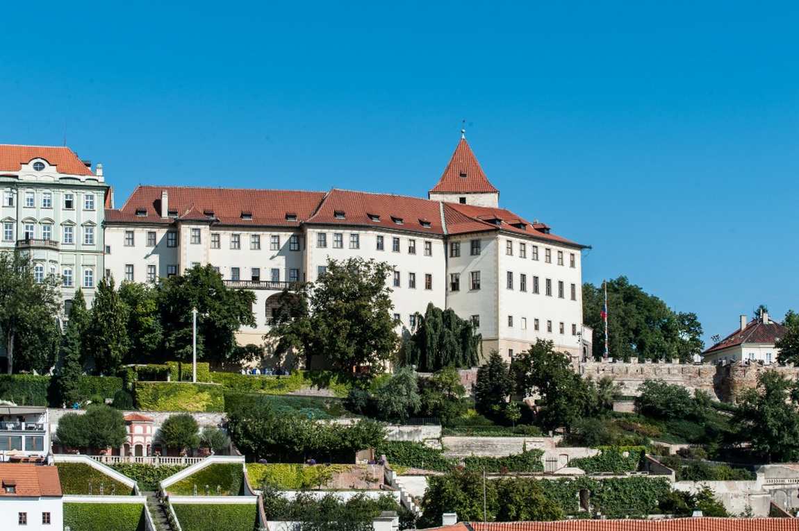 prague castle photo 6