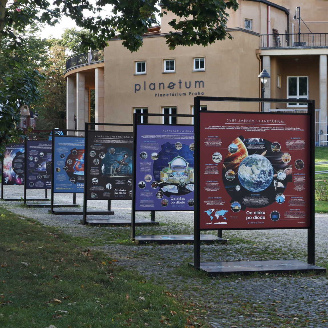 prague planetarium photo 4