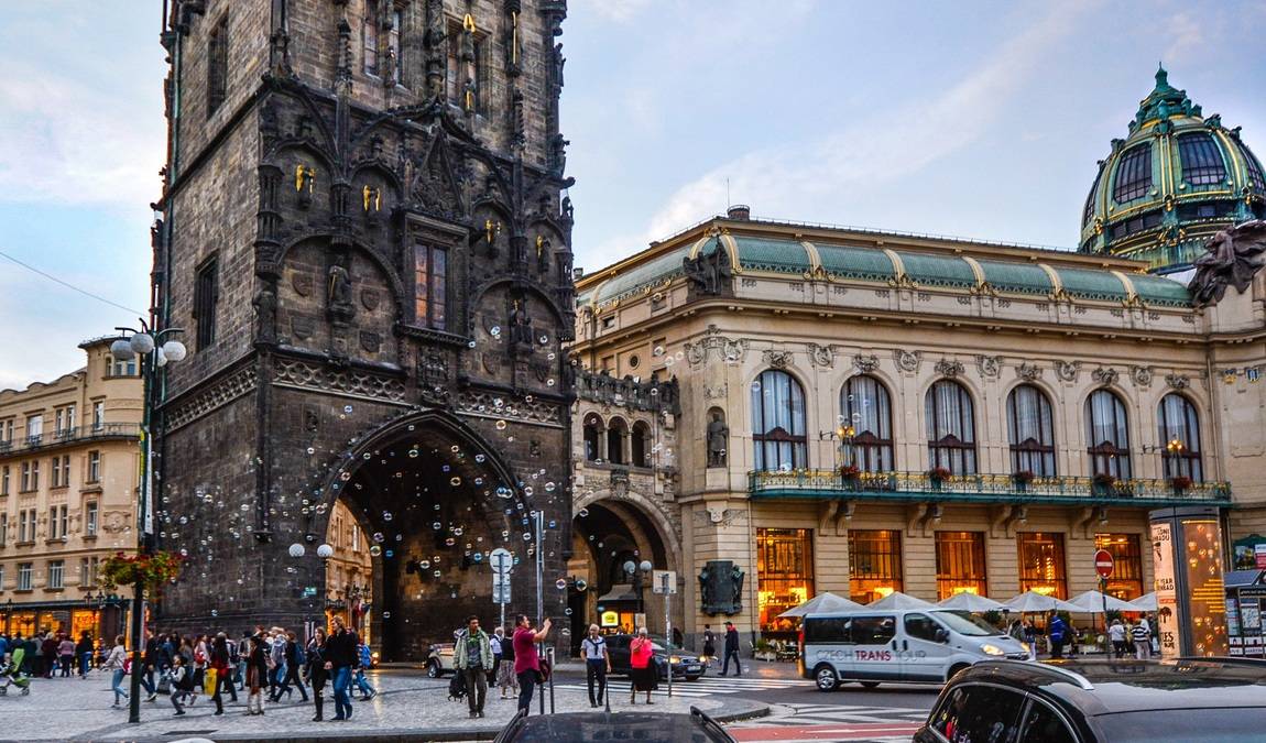 republic square photo 9
