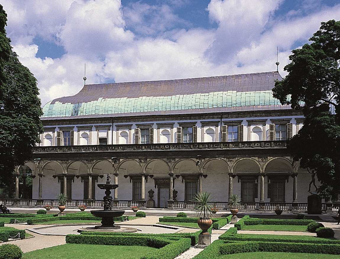 prague castle gardens photo 6