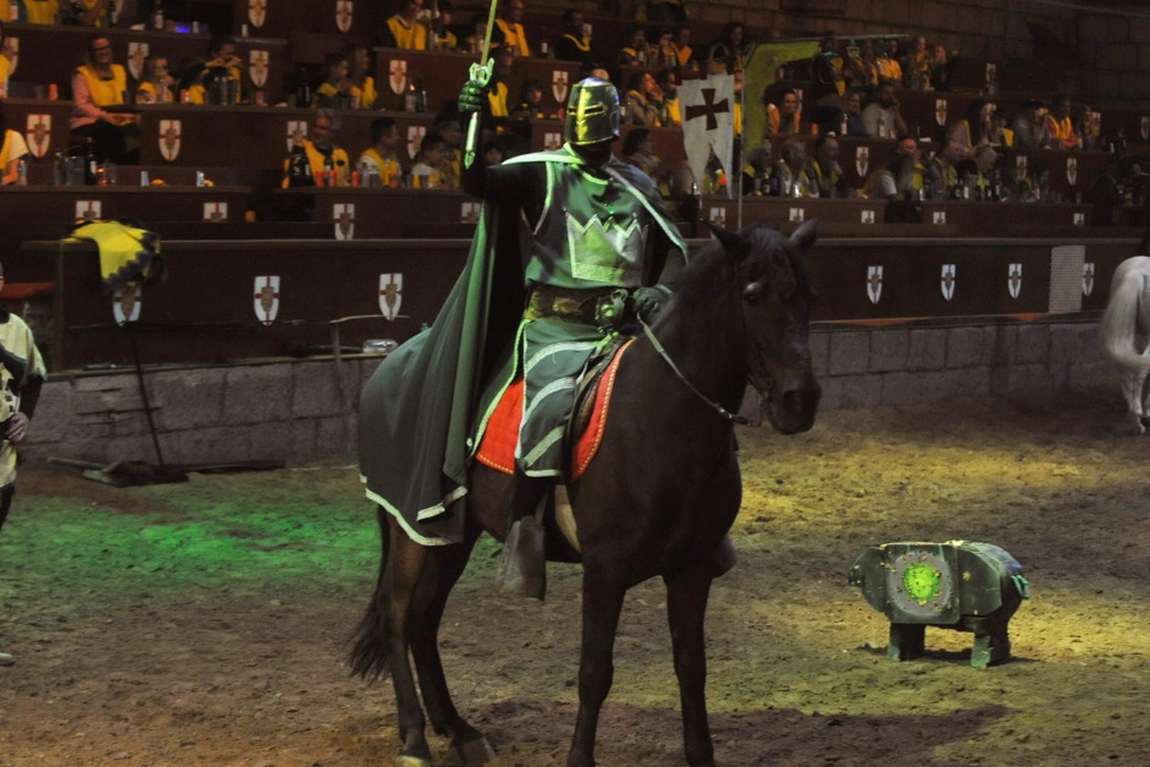 medieval show at san miguel castle photo 2