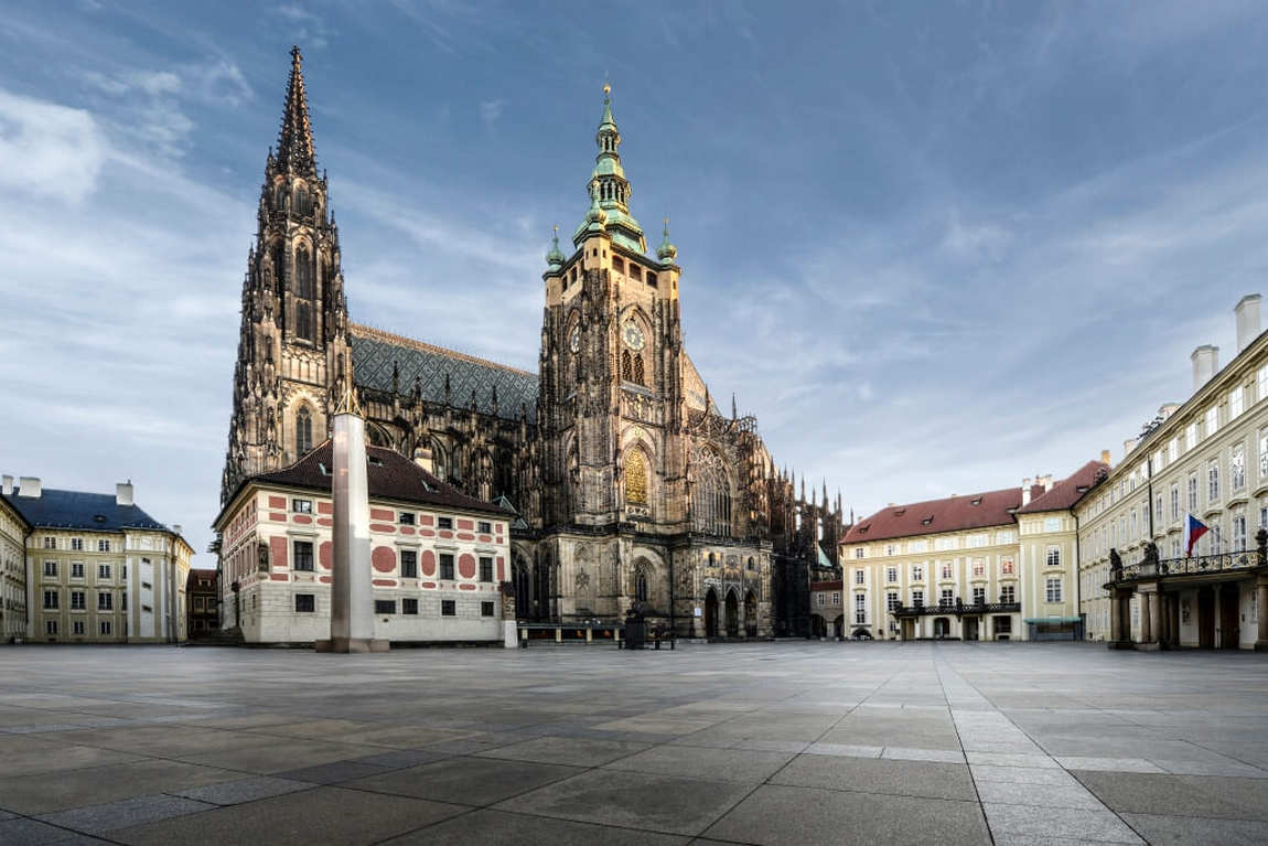 st vitus cathedral photo 1