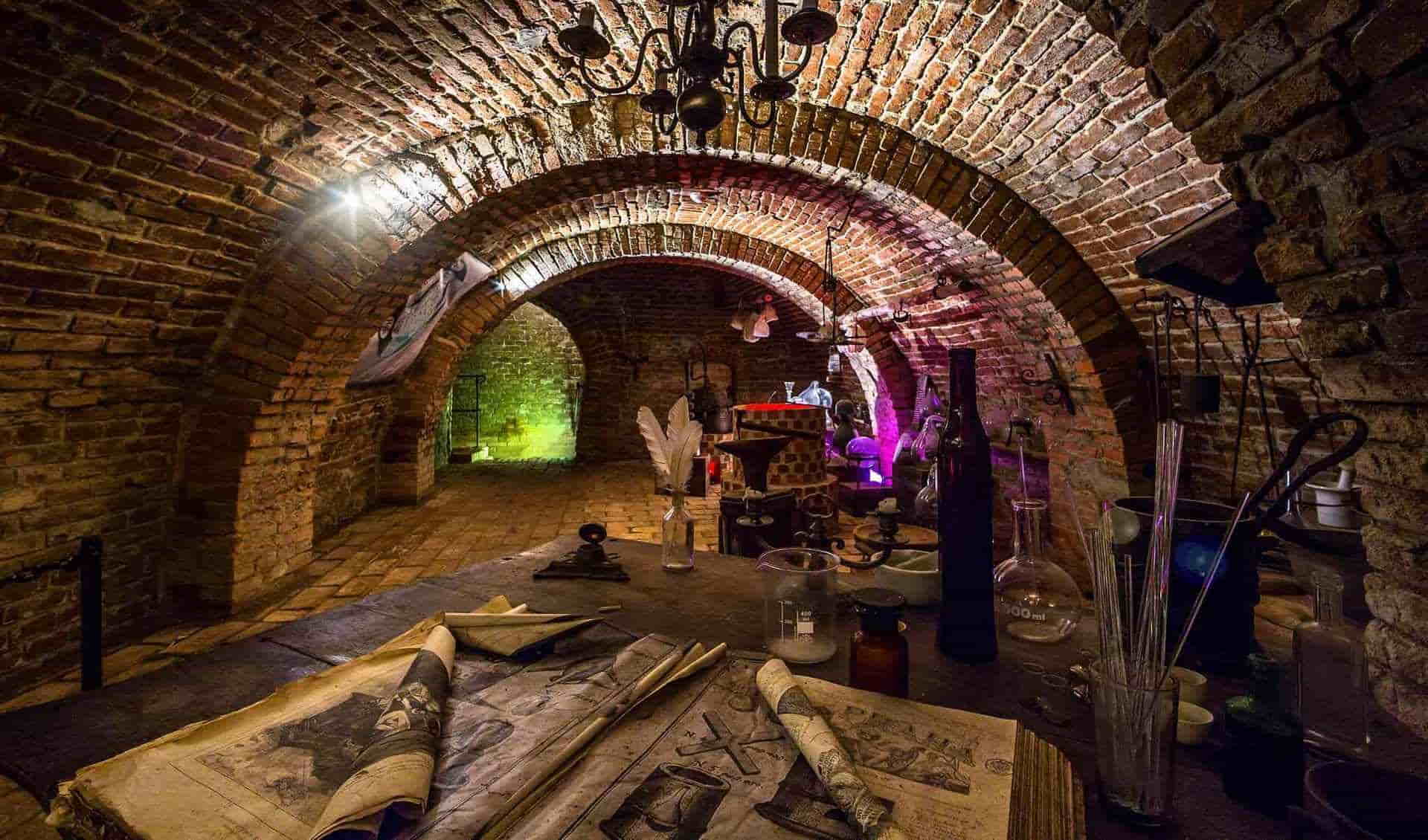 Labyrinth Under the Vegetable Market