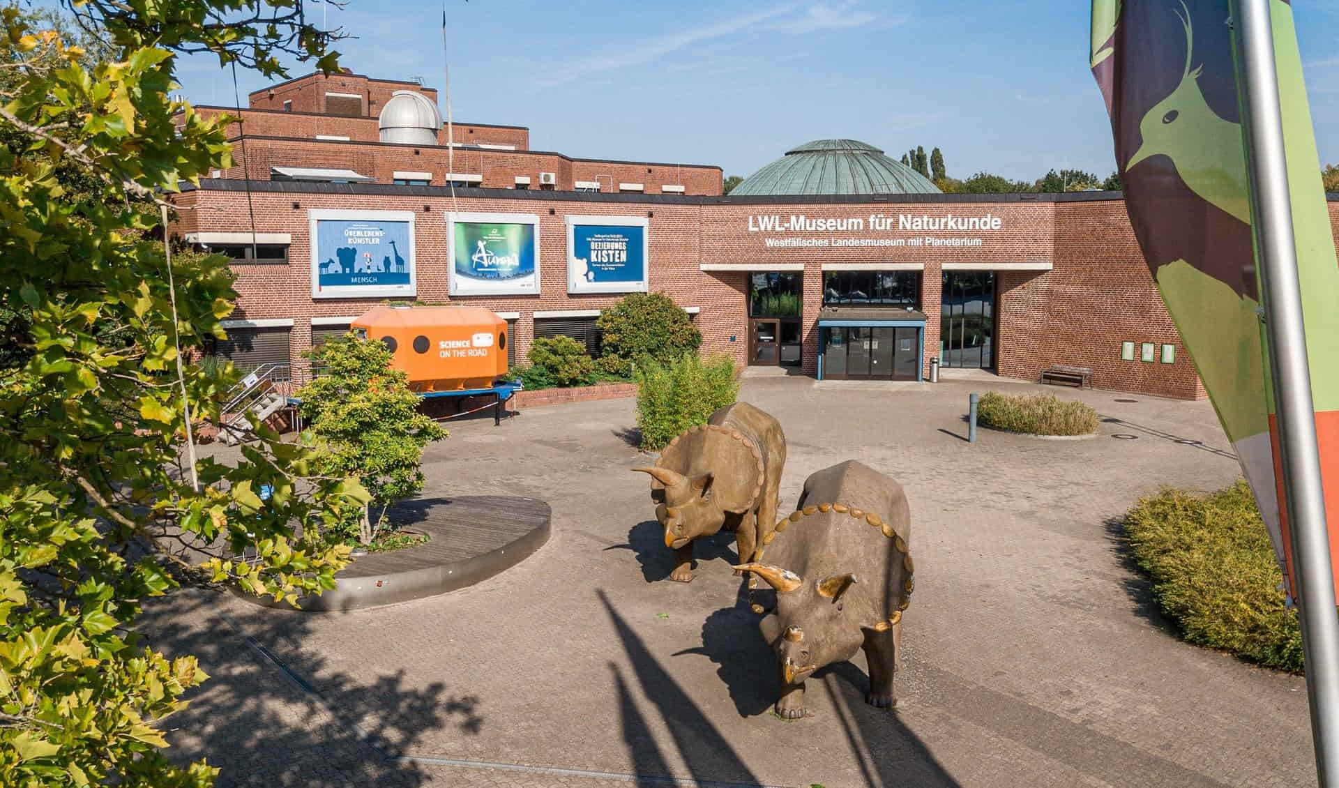 LWL Museum of Natural History with Planetarium