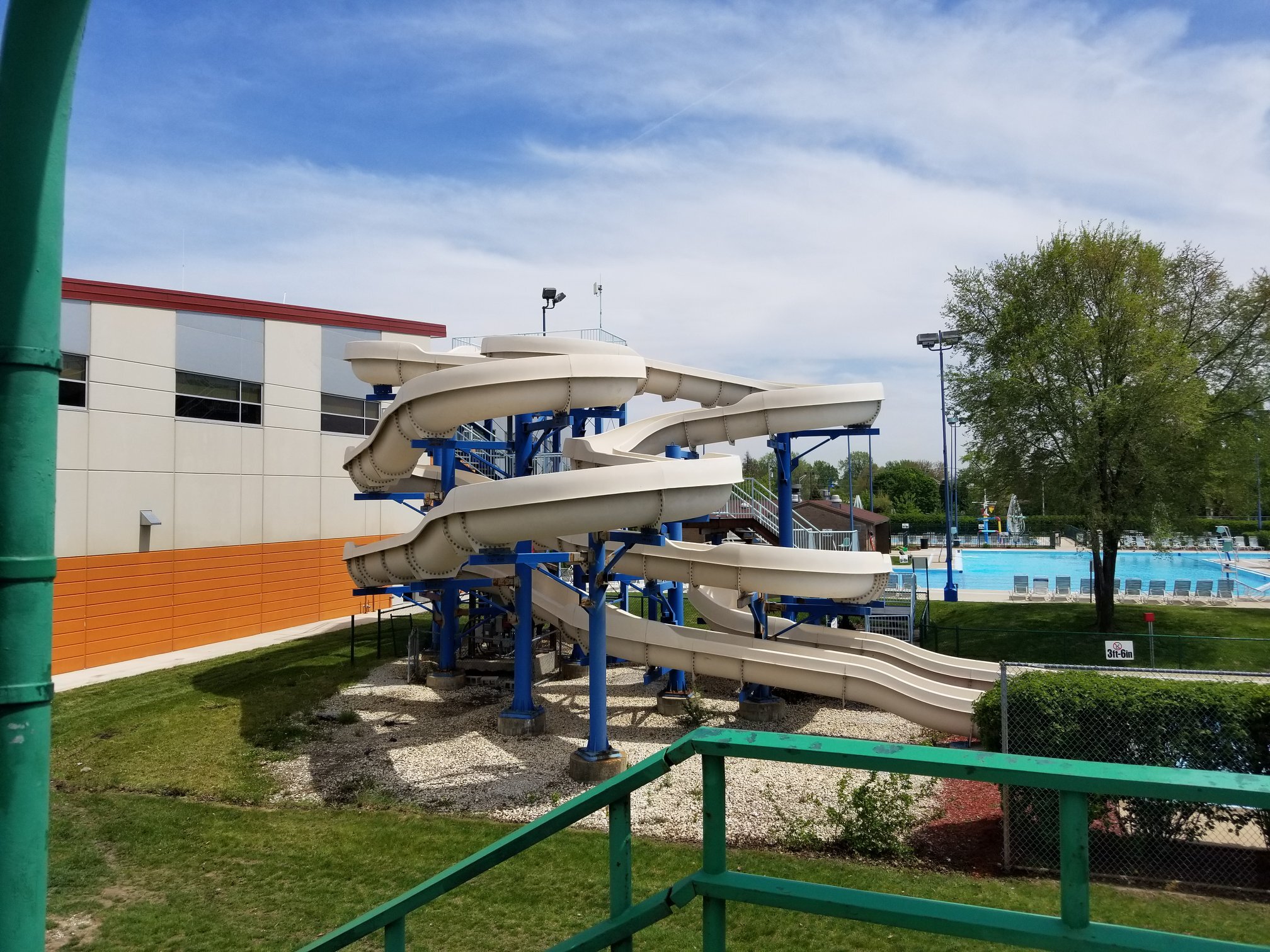 DANK Haus Summer Camp фото 1