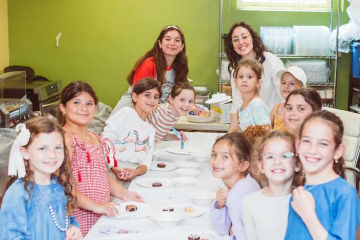 Gan Israel - Shaloh House