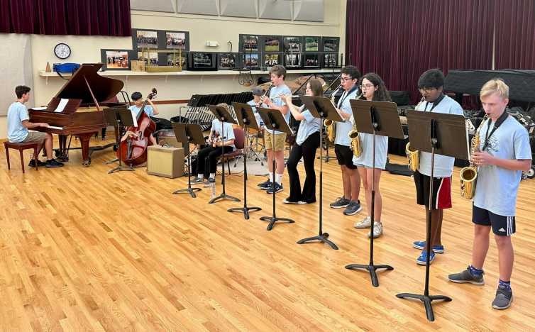 Midwest Young Artists Summer Camp