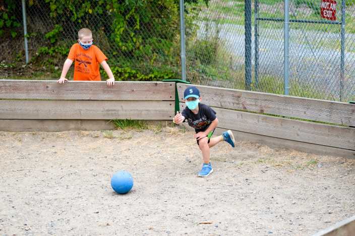 Stroum Jewish Community Center Summer J Camp