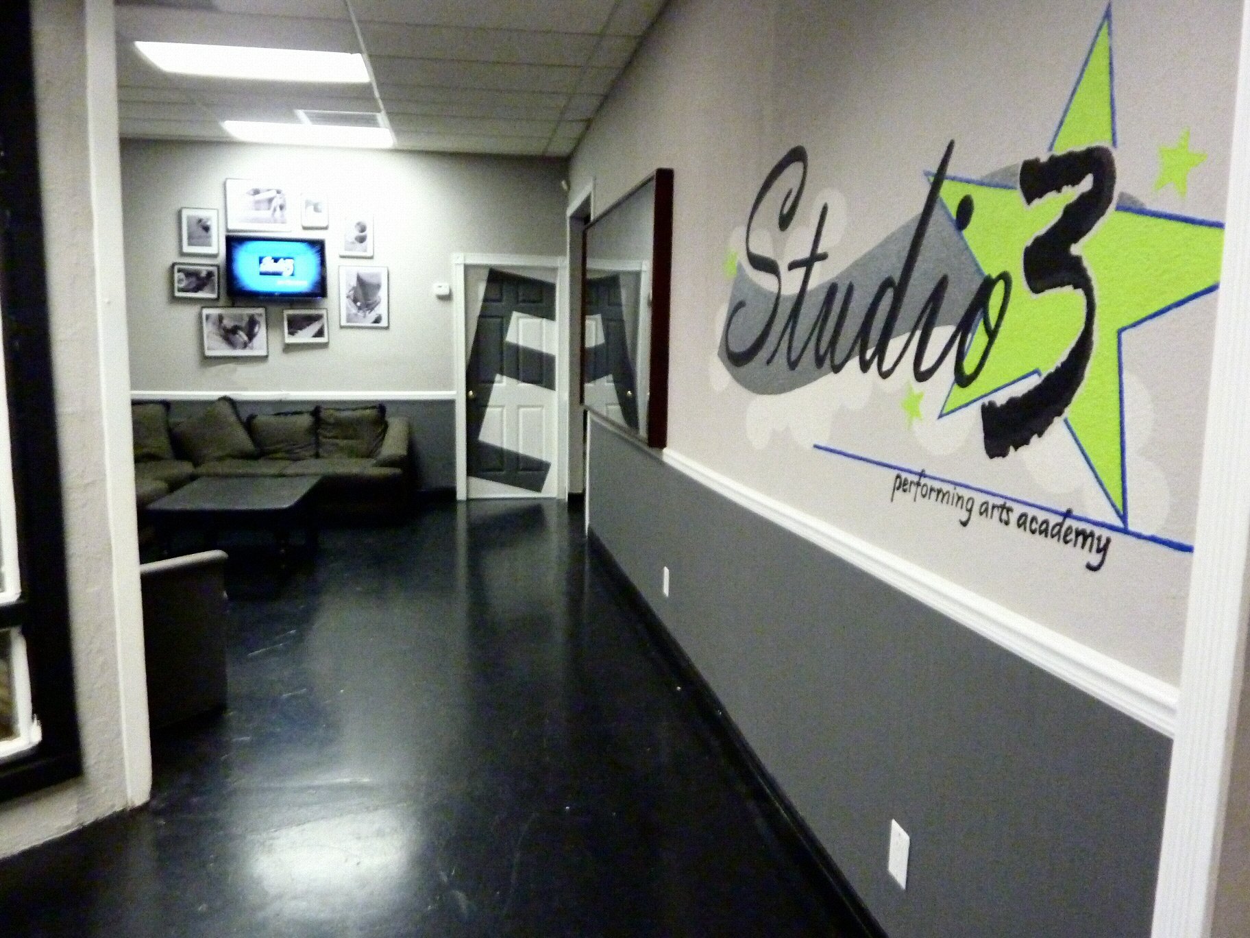 Summer Musical Theater and Pop Academy photo 1