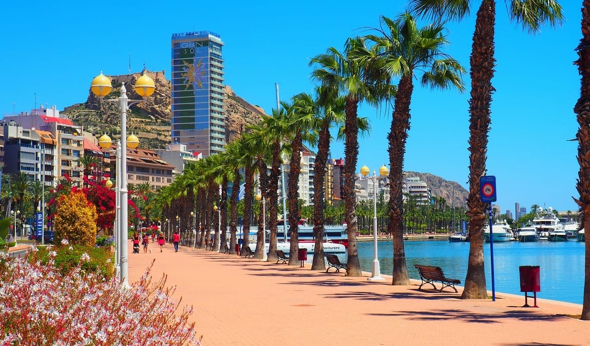 alicante in june photo 1