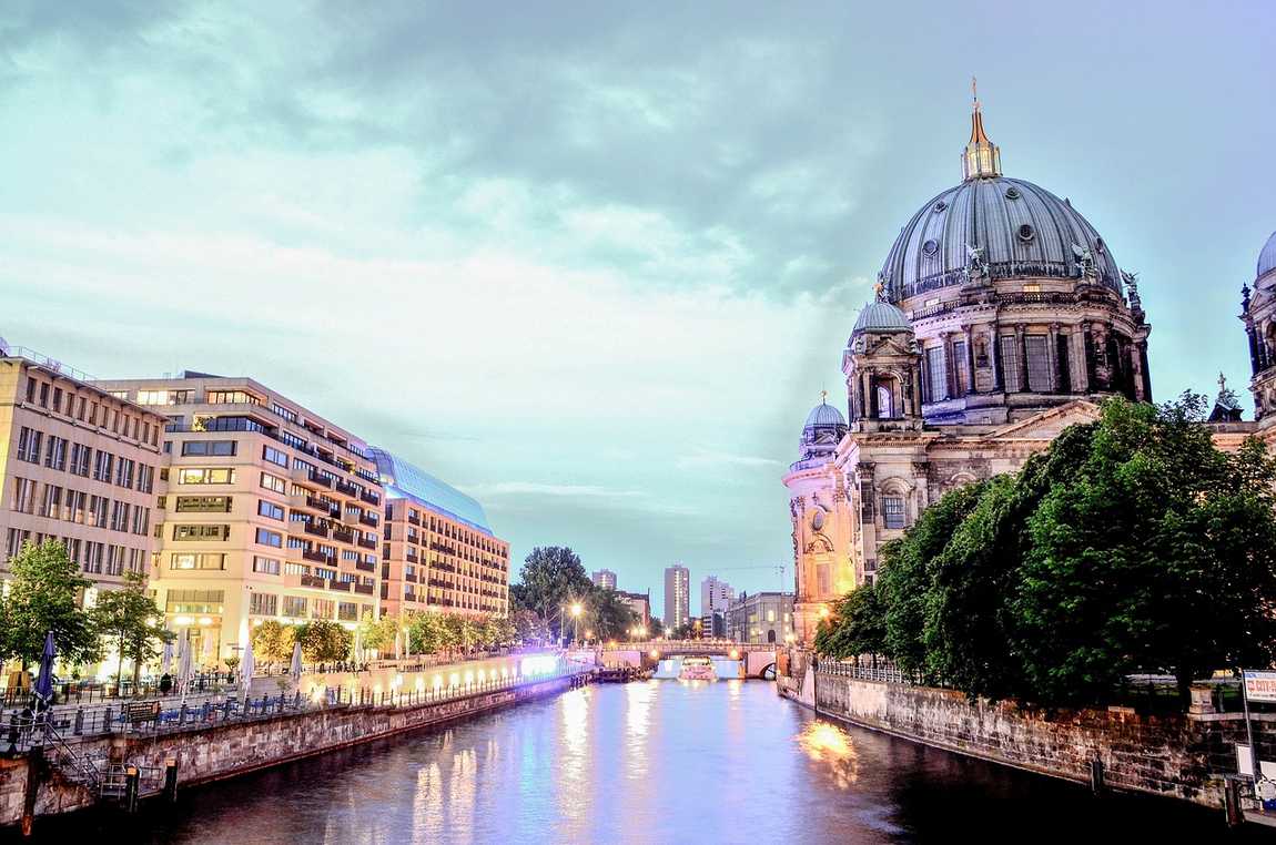 Как выглядит город берлин Is Berlin Worth Visiting? Top Reasons to Visit the Capital of Germany in 2024