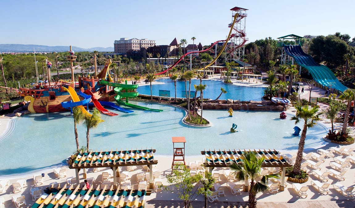 costa dorada in august photo 2