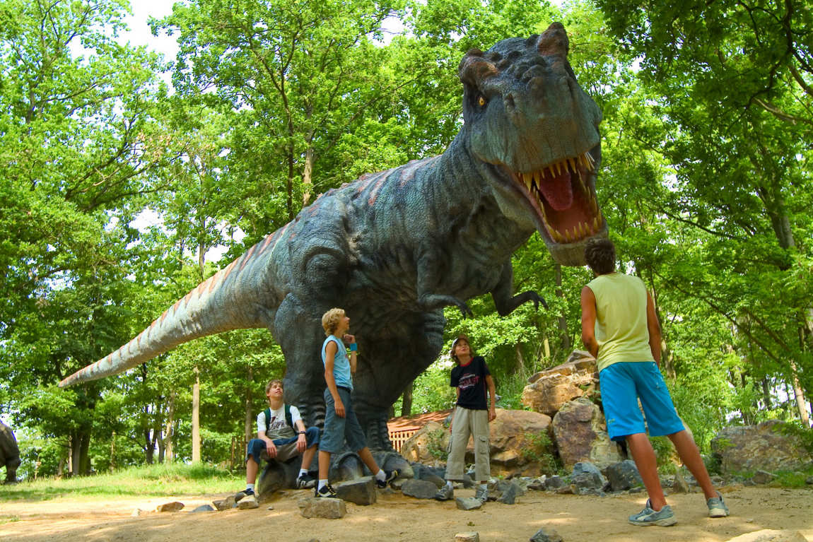 best dinosaur parks in europe photo 8