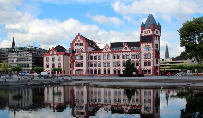 <span class=kid-textflex>Dortmund</span>