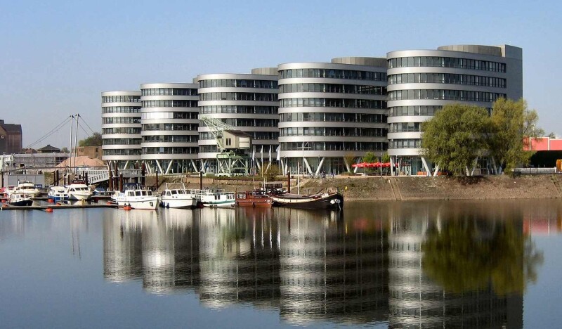 <span class=kid-textflex>Duisburg</span>