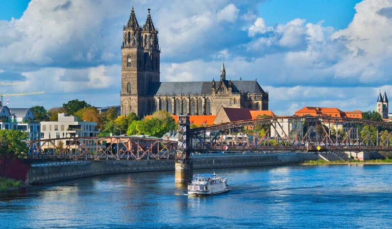 <span class=kid-textflex>Saxony-Anhalt</span>