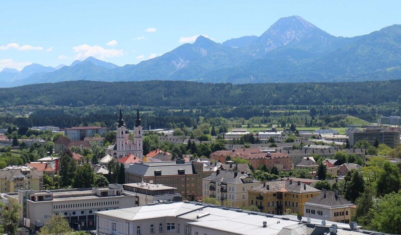 <span class=kid-textflex>Villach</span>