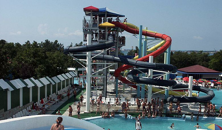 Аквапарк Дельфин в Геленджике фото 1