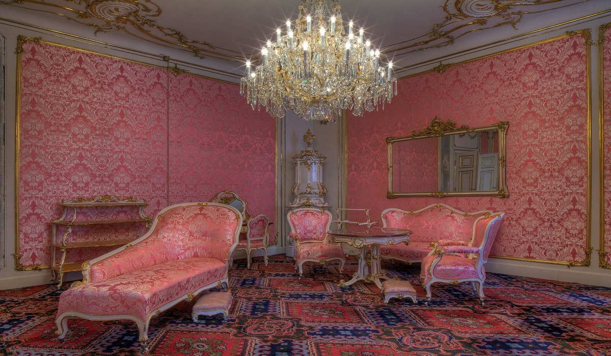 Дворец Хофбург в Инсбруке фото 1