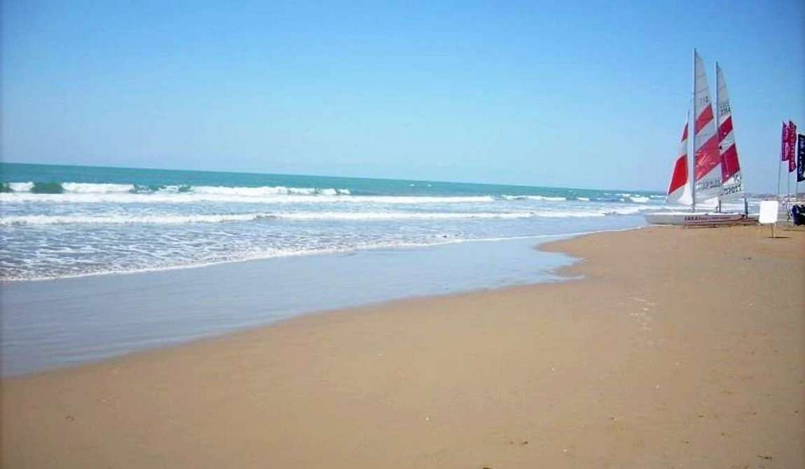 пляж кумкой фото 2