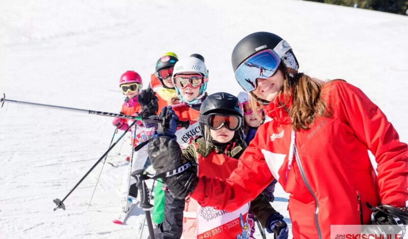 Snowsport Kirchberg Ski School