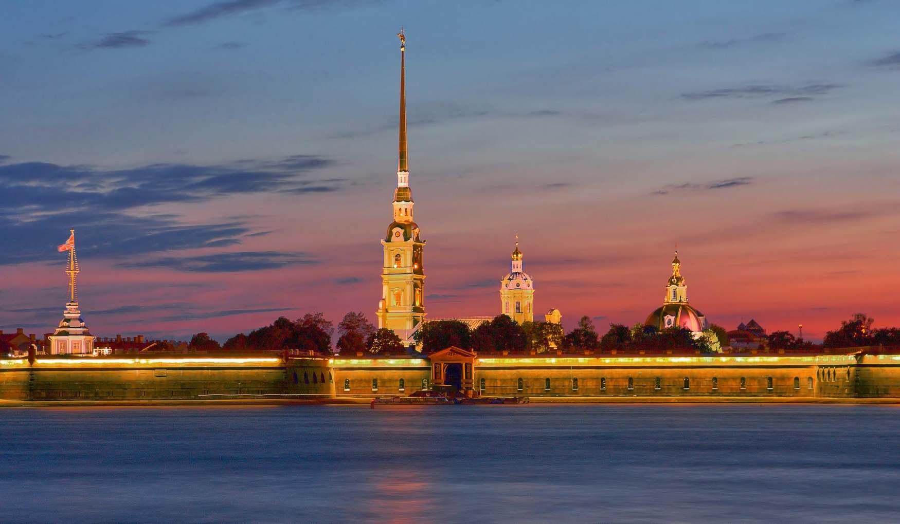 Петропавловская Крепость в Санкт-Петербурге