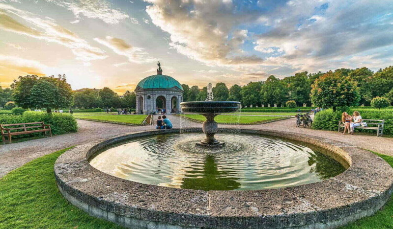 Парк Hofgarten