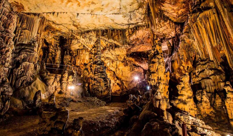 Пещера Враняча