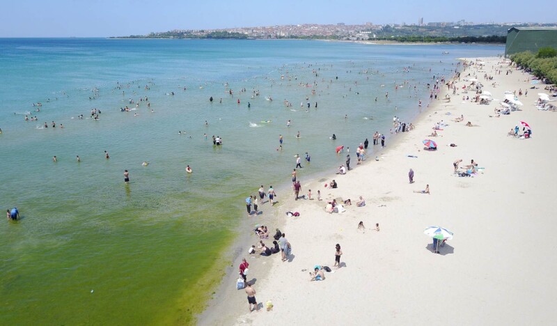 Пляж Менекше