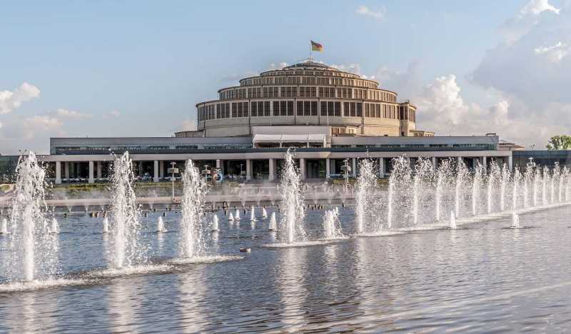 Зал Столетия