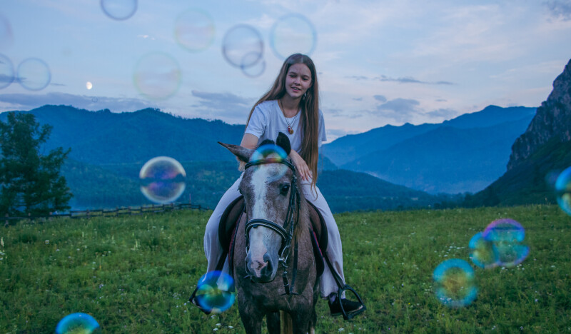 Altai Spirits - конные смены с изучением английского