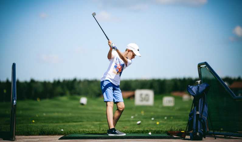 Гольф Академия