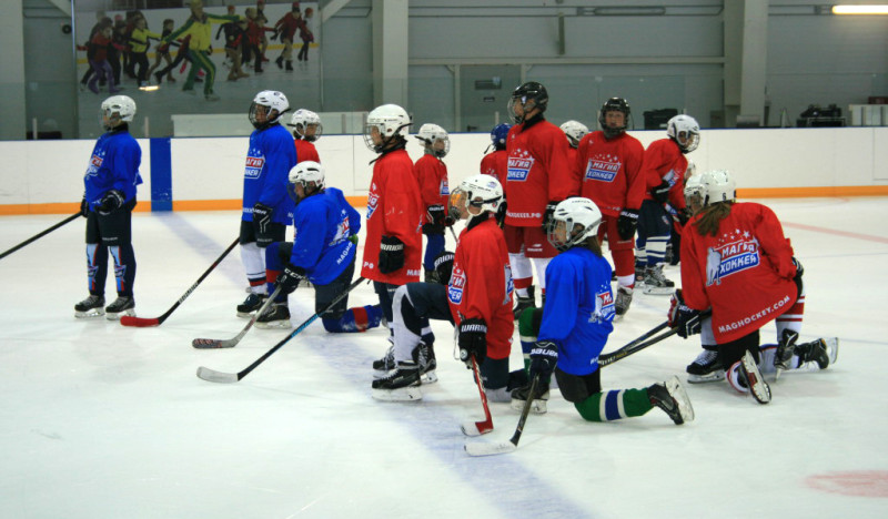 International ice hockey camp